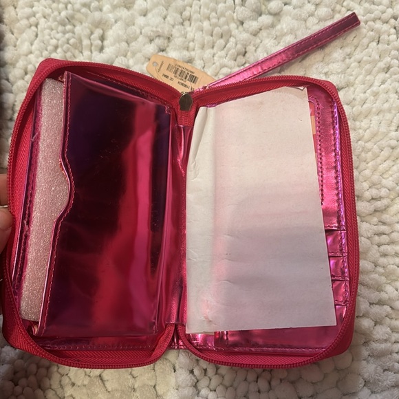 Victoria’s Secret wristlet / wallet - Picture 3 of 4